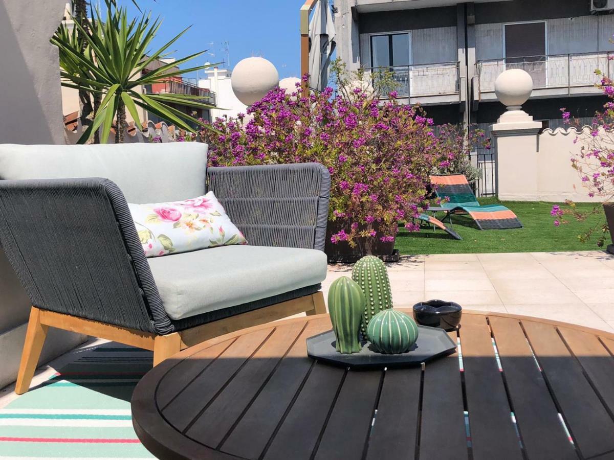 200 Rooms & Terrace Бари Екстериор снимка